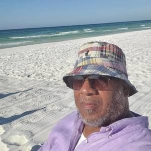 Meet your Posher, Clinton